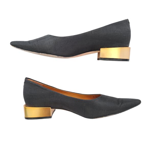 J McLaughlin Cheryl Point Toe Flat Shoes in Black Textile Gold Block Heel Size 8 - Picture 2 of 10